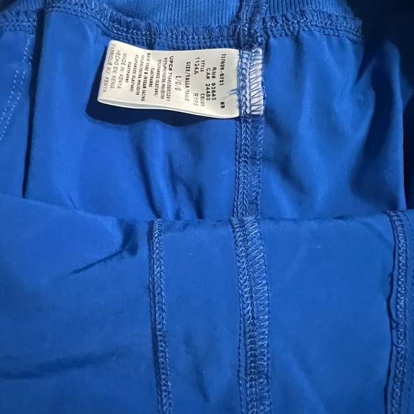 Scrub pants $15.00 a piece - Picture 2 of 6